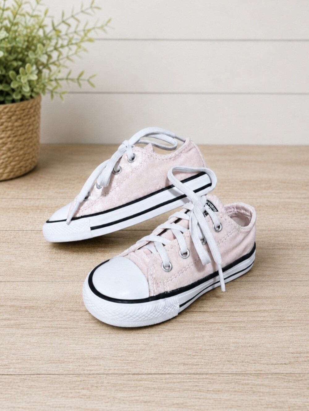Converse All Star Toddler Girls Pink Low Top Sneakers Shoes Size 7